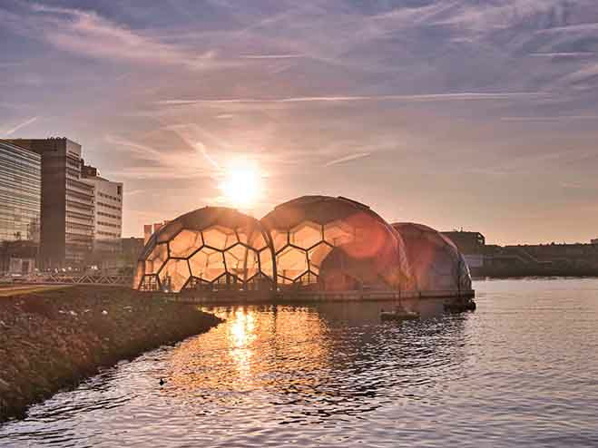 Schwimmende Städte: Rotterdams schwimmender Pavillon